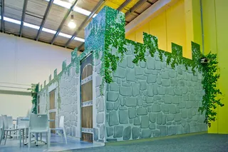 Wizzy world - medieval castle mural